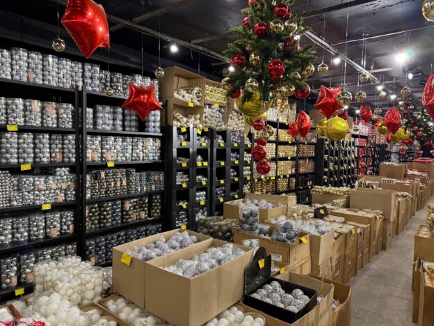 Christmas Ornament Manufacturer